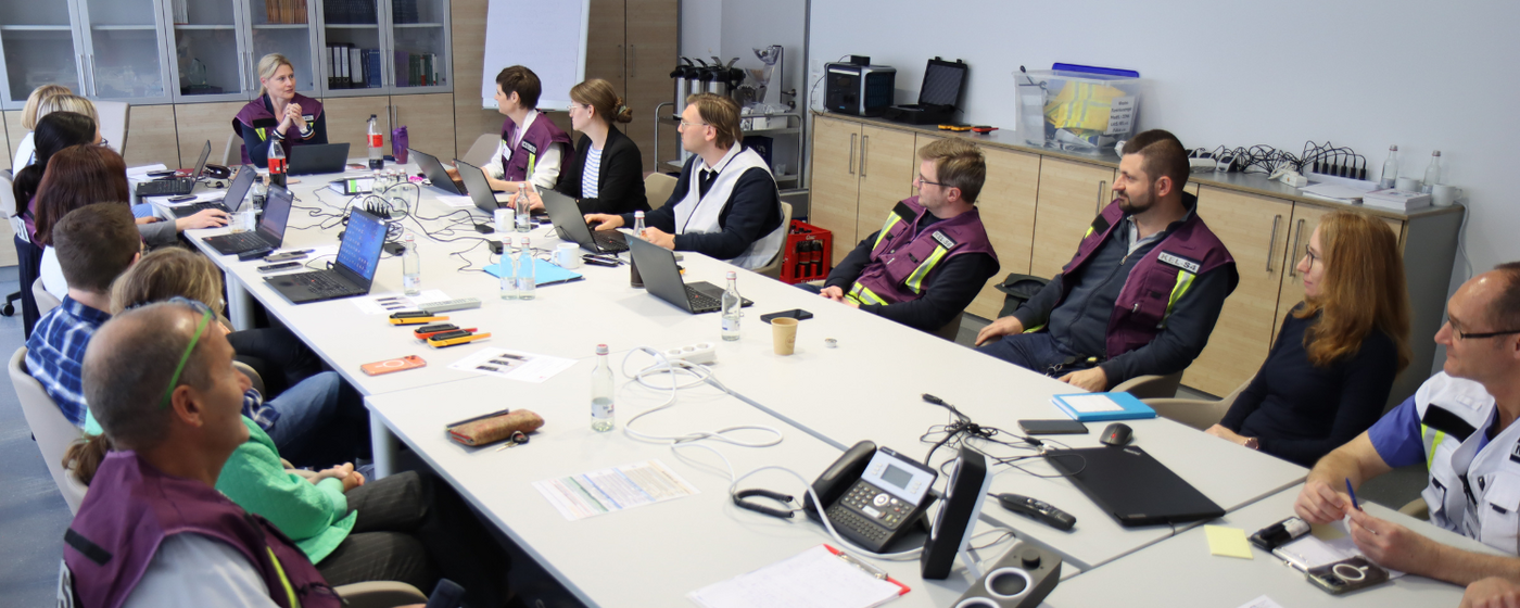 Die Klinikeinsatzleitung bei der Arbeit