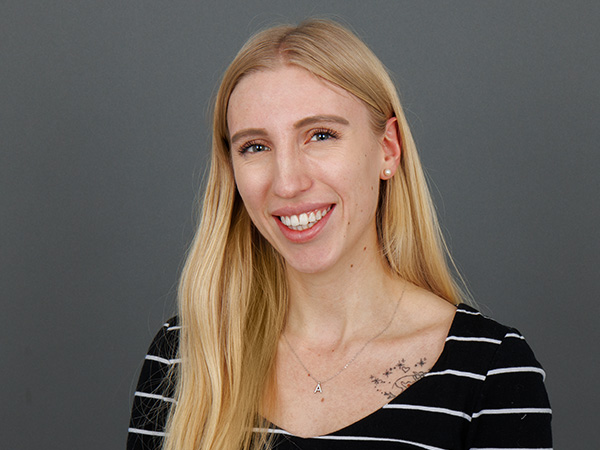 CSJ_mitarbeiterbilder_Schloesser-Amelie.jpg CSJ_mitarbeiterbilder_Schloesser-Amelie.jpg