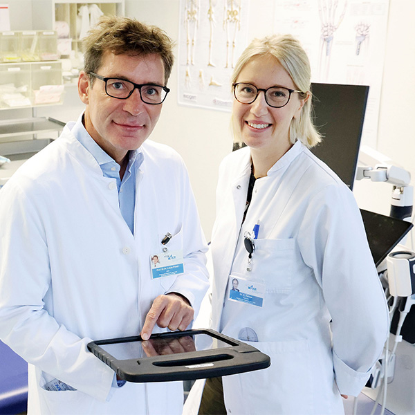 Prof. Dr. Dr. Lukas Prantl und Dr. Sally Kempa