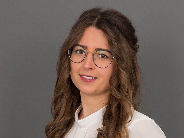 CSJ_mitarbeiterbilder_verena-schmid.jpg CSJ_mitarbeiterbilder_verena-schmid.jpg